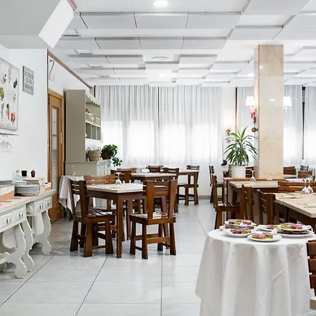 Mi Casa Hotel Sabinanigo