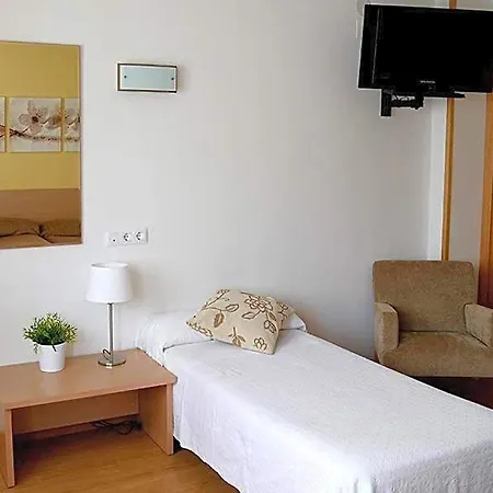 Mi Casa 3*