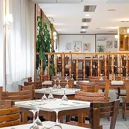 Mi Casa Hotel